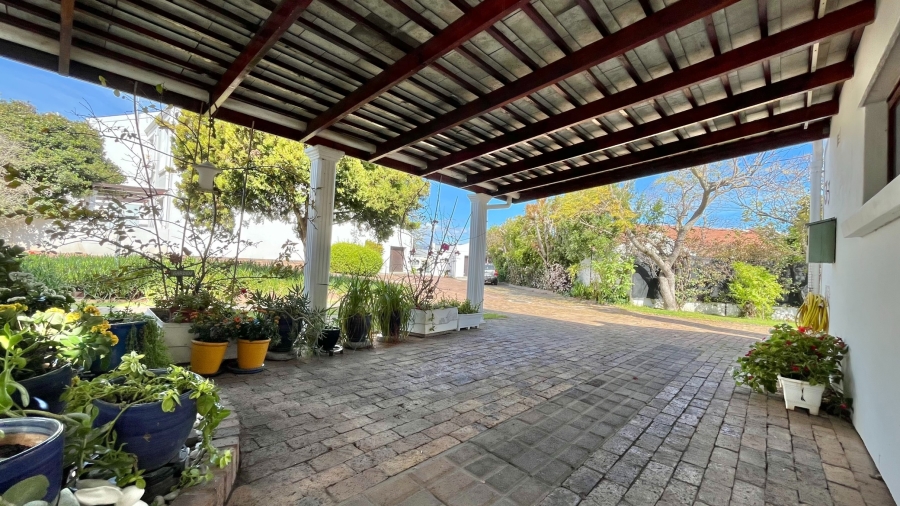 3 Bedroom Property for Sale in Bene Western Cape